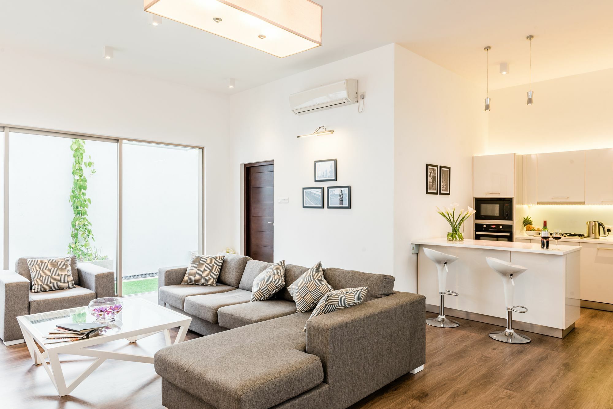 W15 Colombo Hotel Kültér fotó